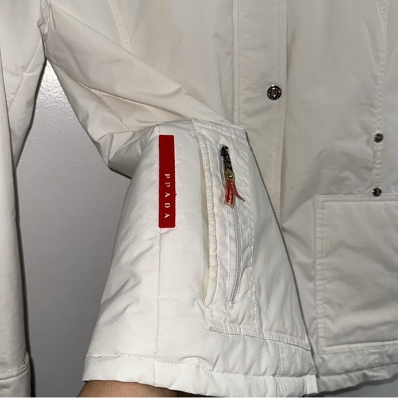 PRADA Women's White Hooded Jacket - Picture 3 of 10